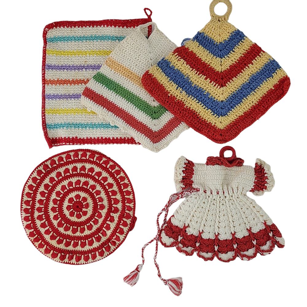 Vintage Lot of 5 crocheted potholders
